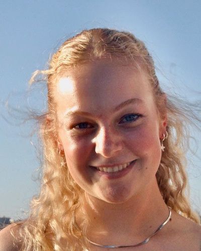Esther, babysitter in Launceston
